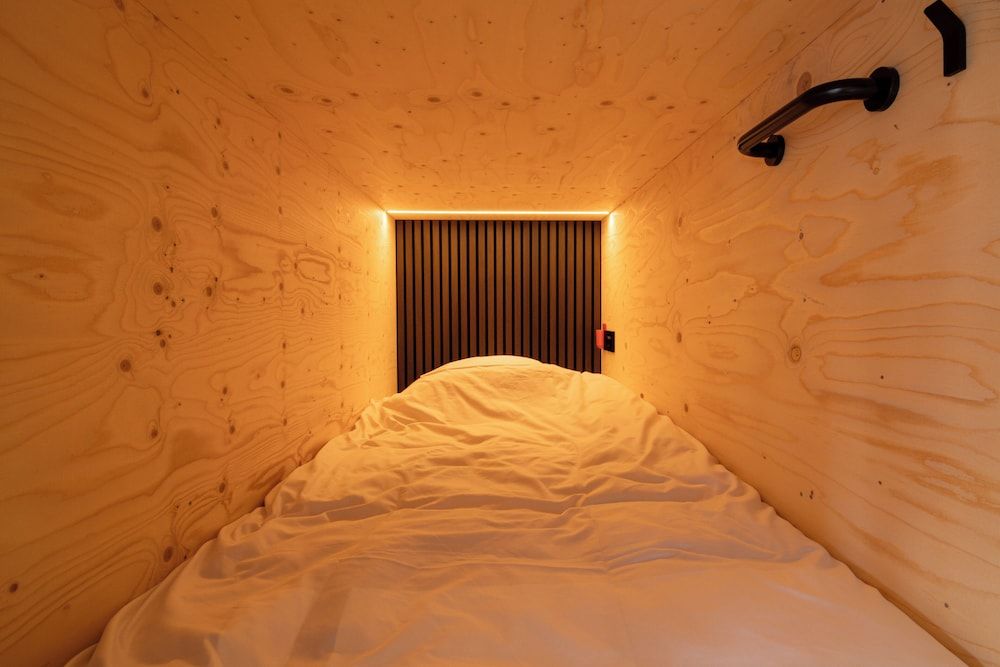 PJs Hostel Single Luxe Cocoon 4