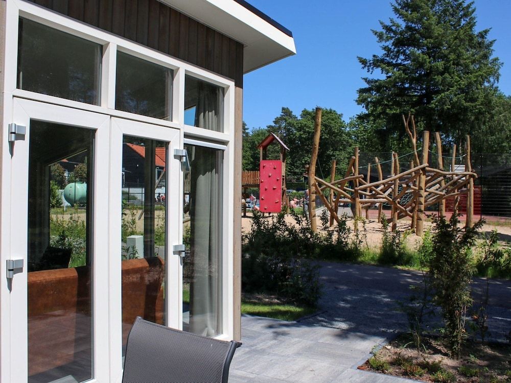Stylish Stay in Hoenderloo