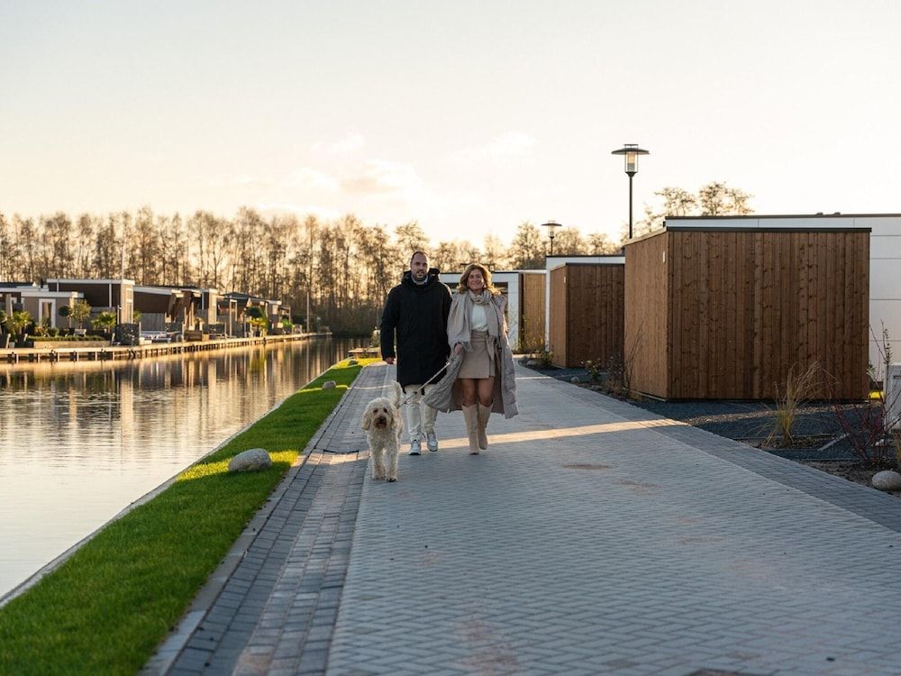 Loosdrecht Water Villa House 35