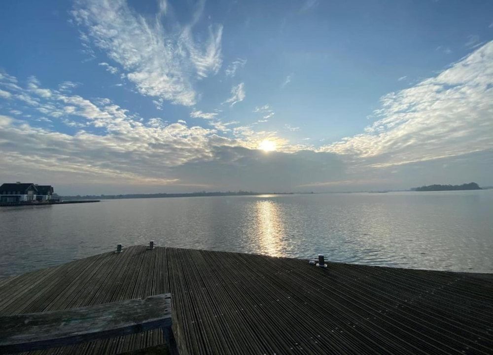 Loosdrecht Water Villa House 40