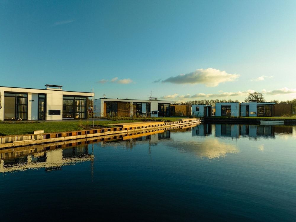 Loosdrecht Water Villa House 31