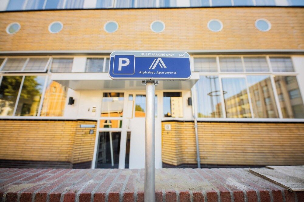 Alphabet Apartments Westersingel Apartment - 4 Single Beds 40