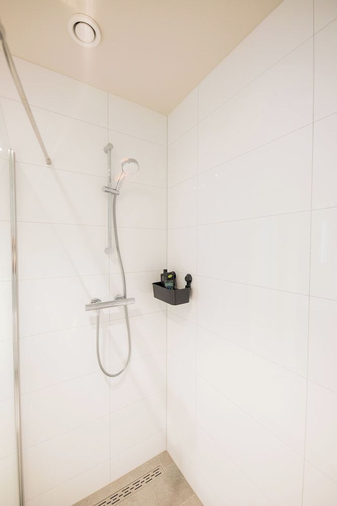 Alphabet Apartments Westersingel Apartment - 4 Single Beds 30