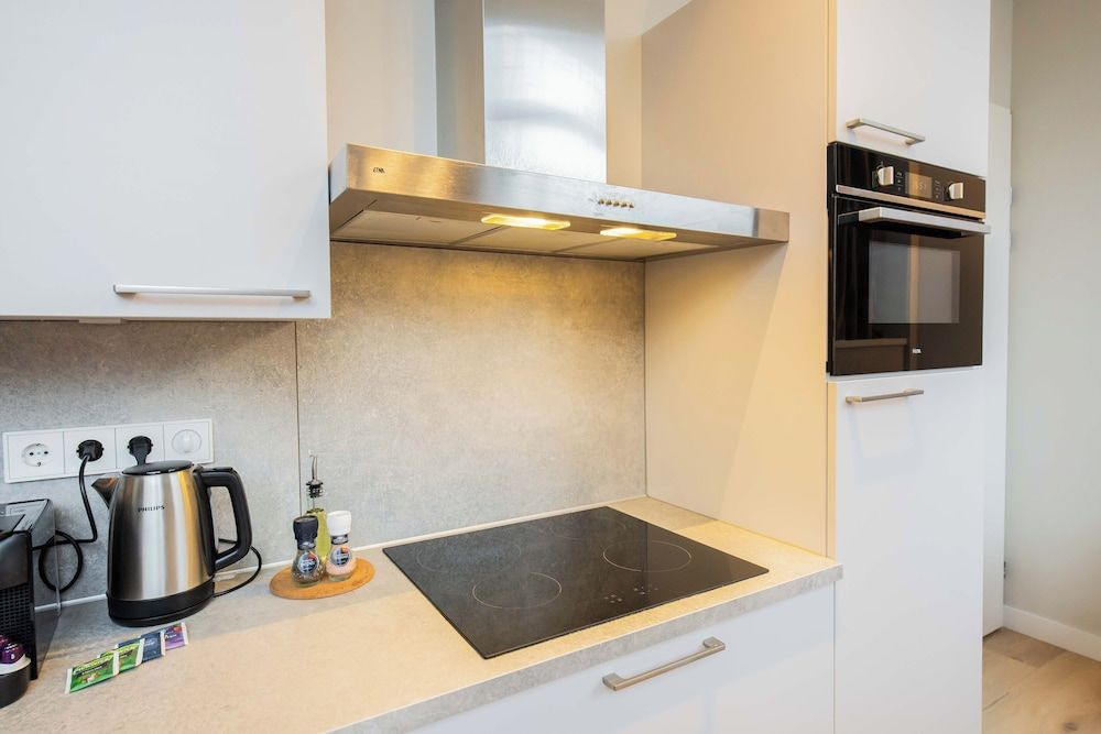 Alphabet Apartments Westersingel Apartment 8