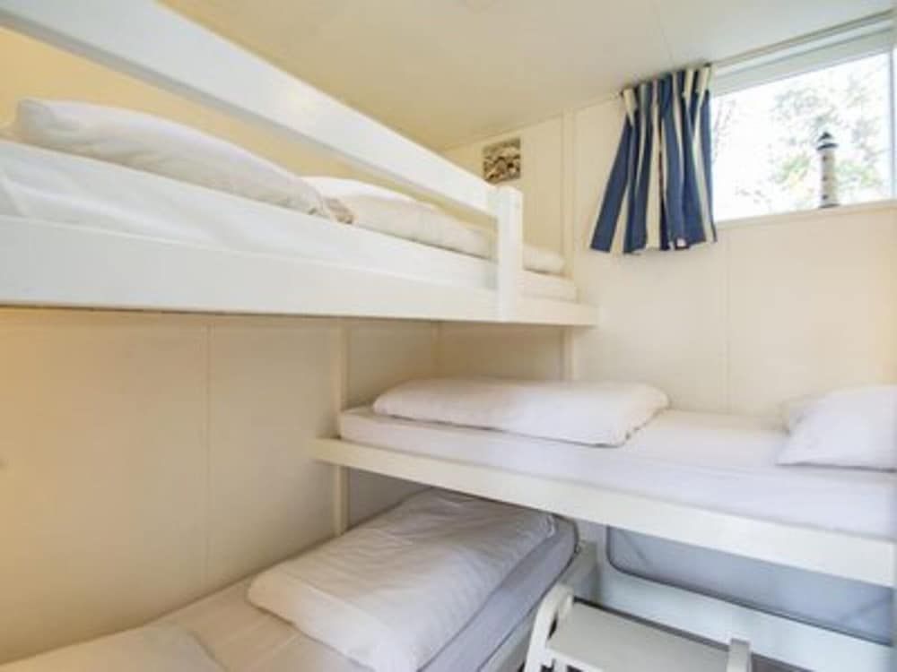 Classic Bungalow, 2 Bedrooms