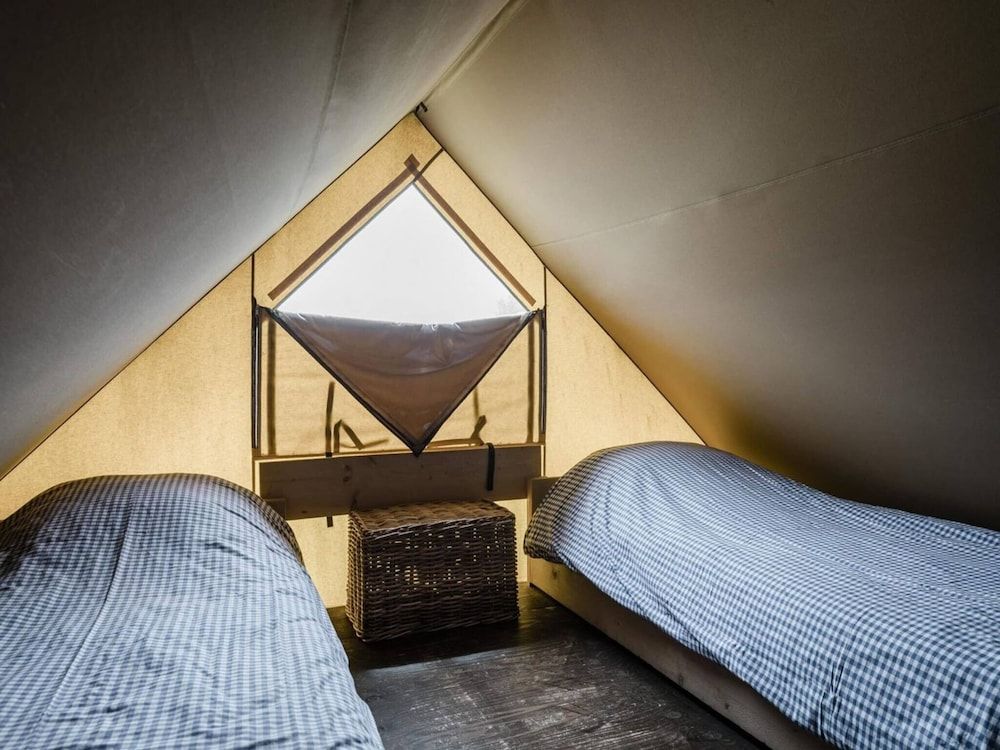 Elite Tent, 3 Bedrooms