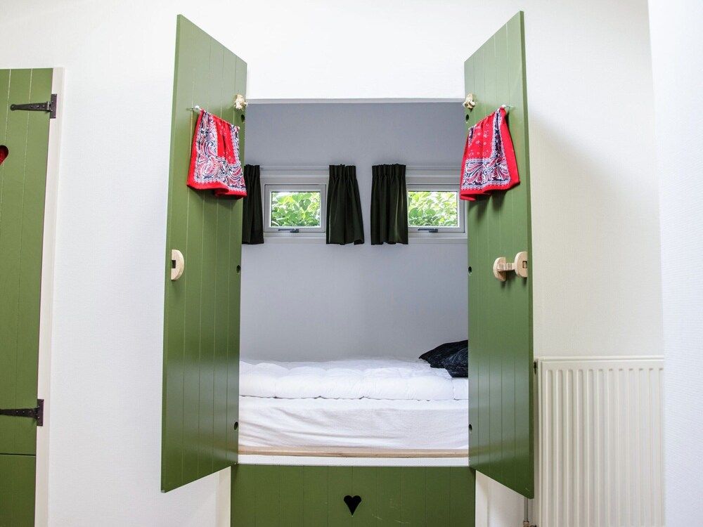 Elite House, 4 Bedrooms