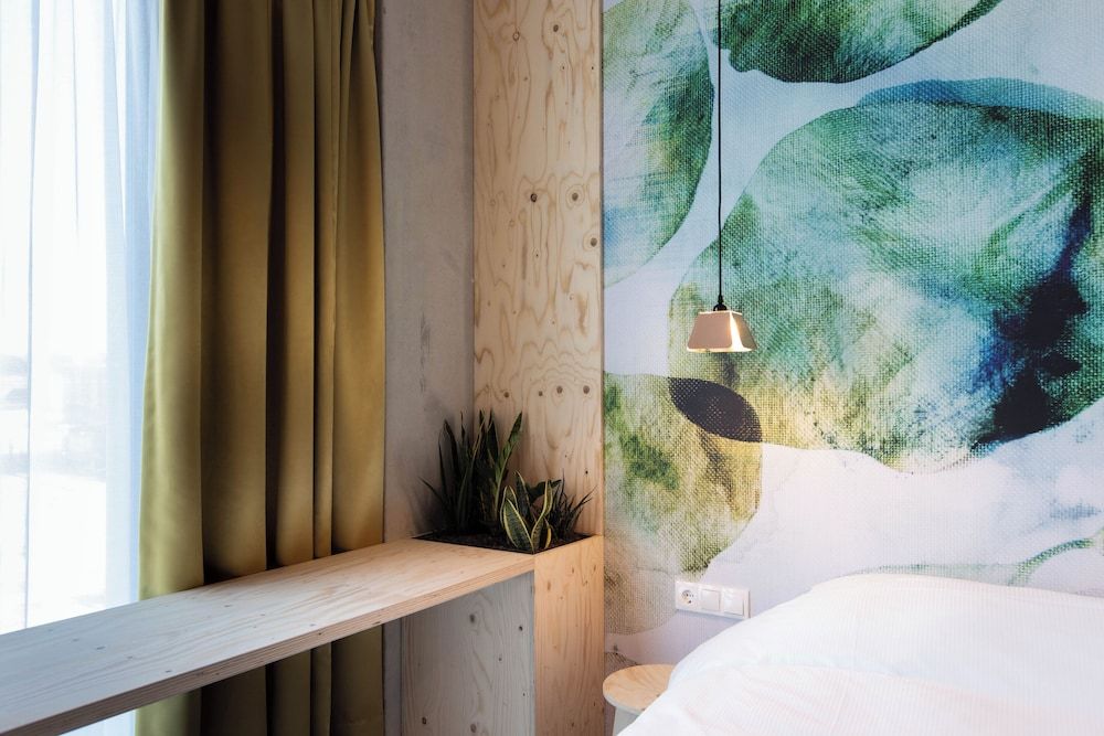 Classic Double Room, 1 Queen Bed, Private Bathroom