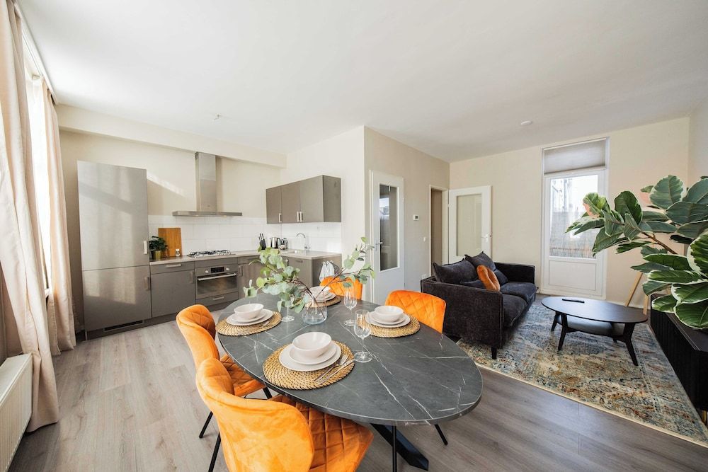 Zwart Janstraat Comfort Apartment, 2 Bedrooms 34