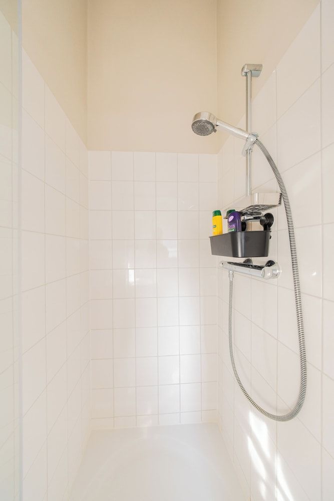 Zwart Janstraat Comfort Apartment, 2 Bedrooms 10