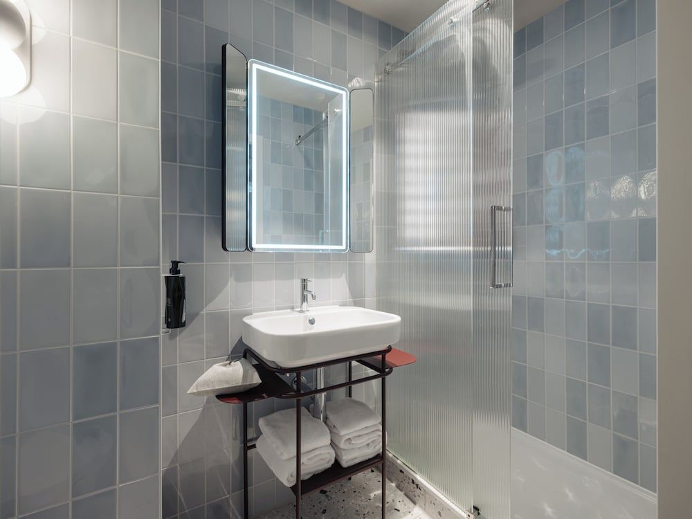 Conscious Hotel Oudegracht Utrecht Double Room 4