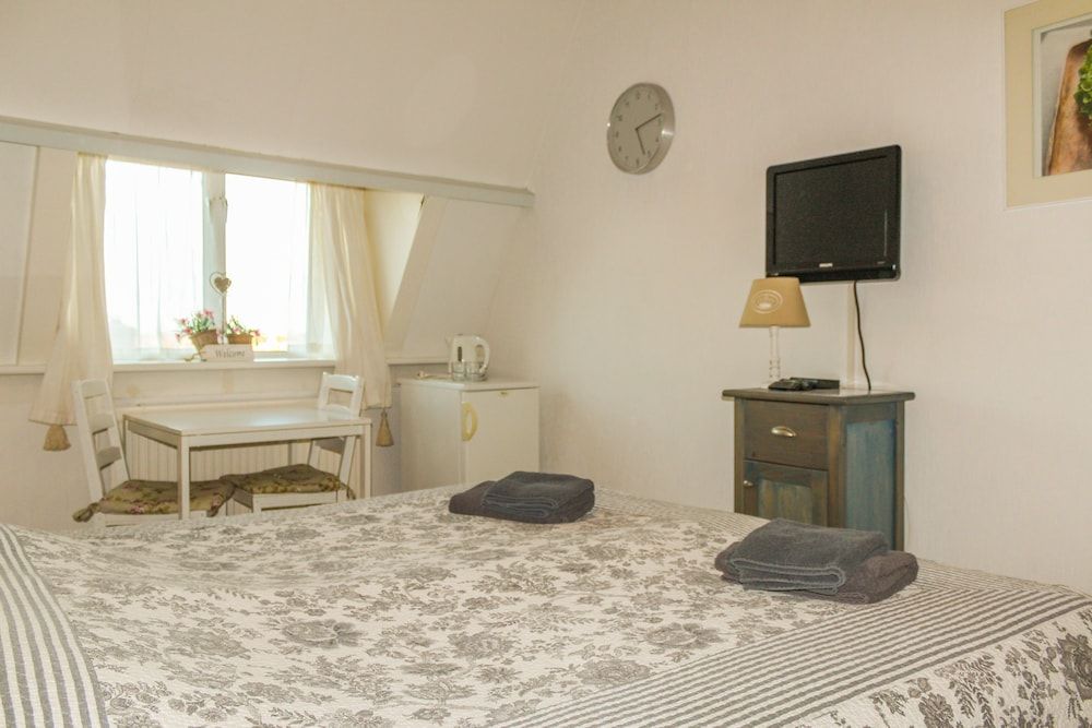 Pension Blankebil 2 Double Room 3