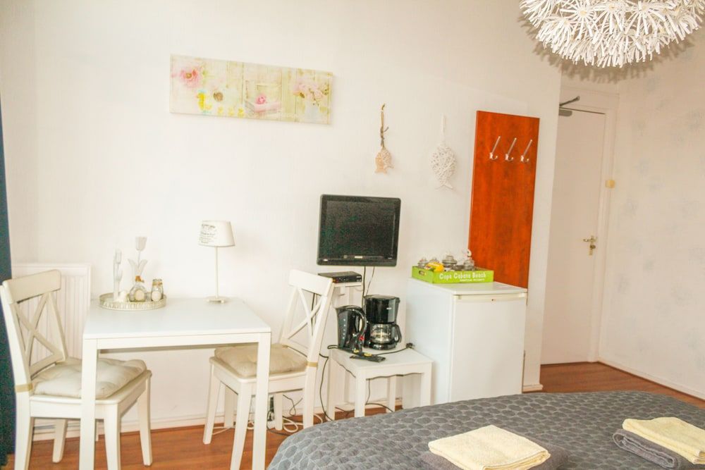 Pension Blankebil 2 Double Room 13