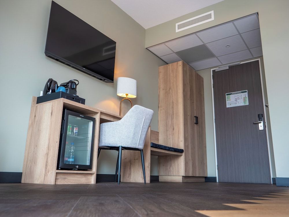 Heeren van Noortwyck Deluxe Double Room 4