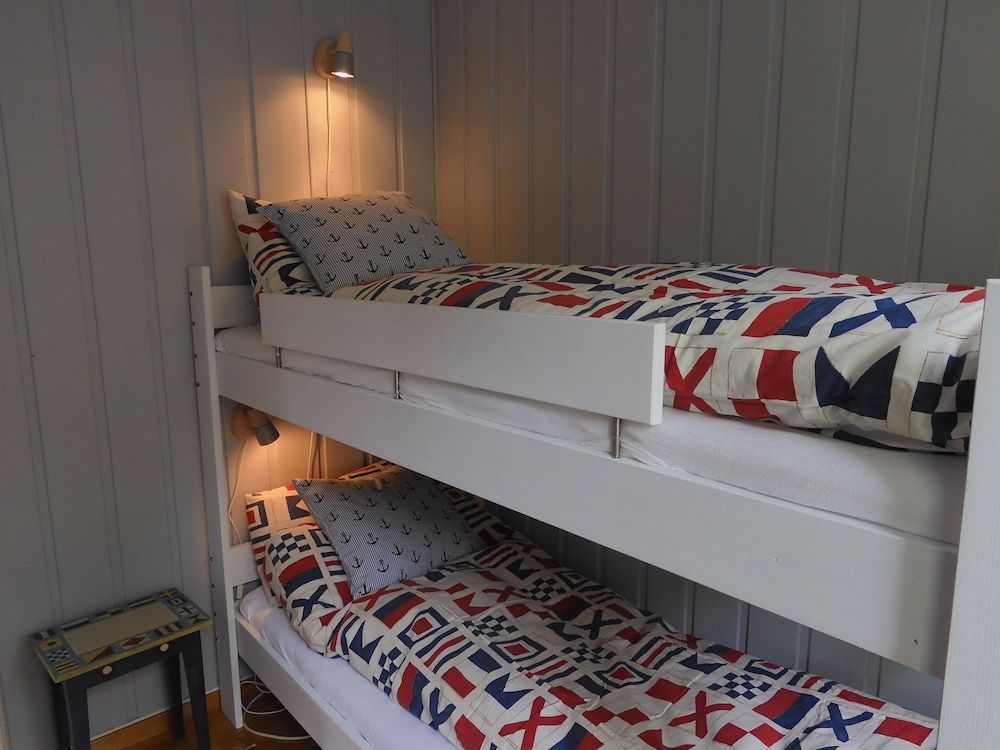 Cabin, 3 Bedrooms, Smoking, Balcony