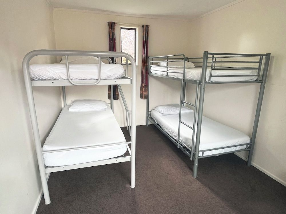 Economy Lodge Room