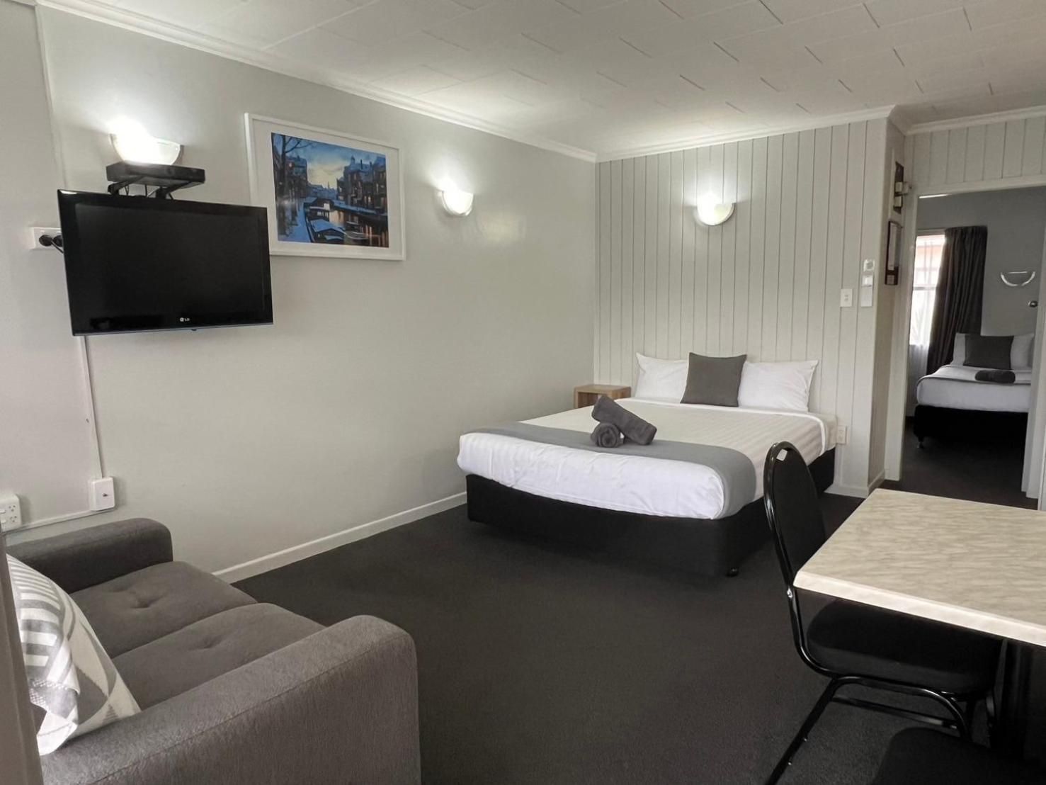 One-Bedroom Standard Apartment