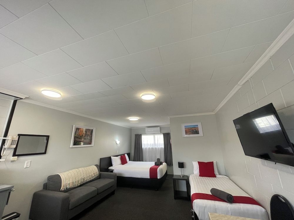 Family Studio, Non Smoking, Private Bathroom