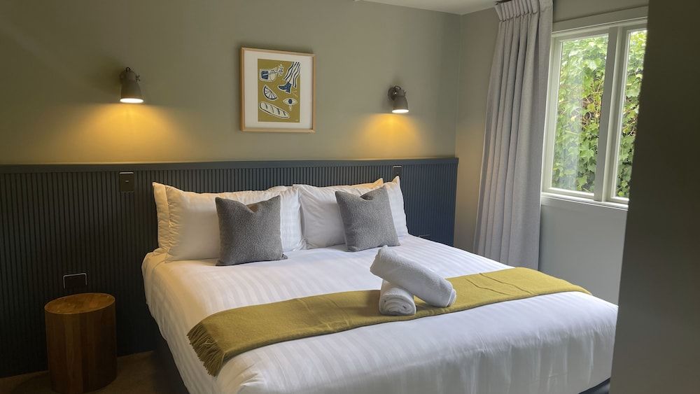 Deluxe Twin Room, 1 Bedroom, Kitchenette, Ground Floor