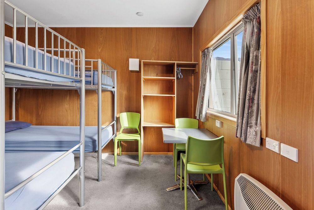 Standard Cabin - No Ensuite - 3 Sets of Bunks