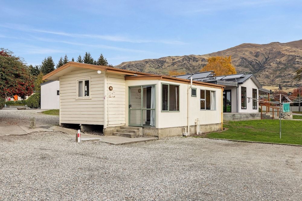 Standard 2 Bedroom Ensuite Cabin