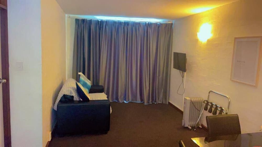 Mana Motel Basic Double Room 5