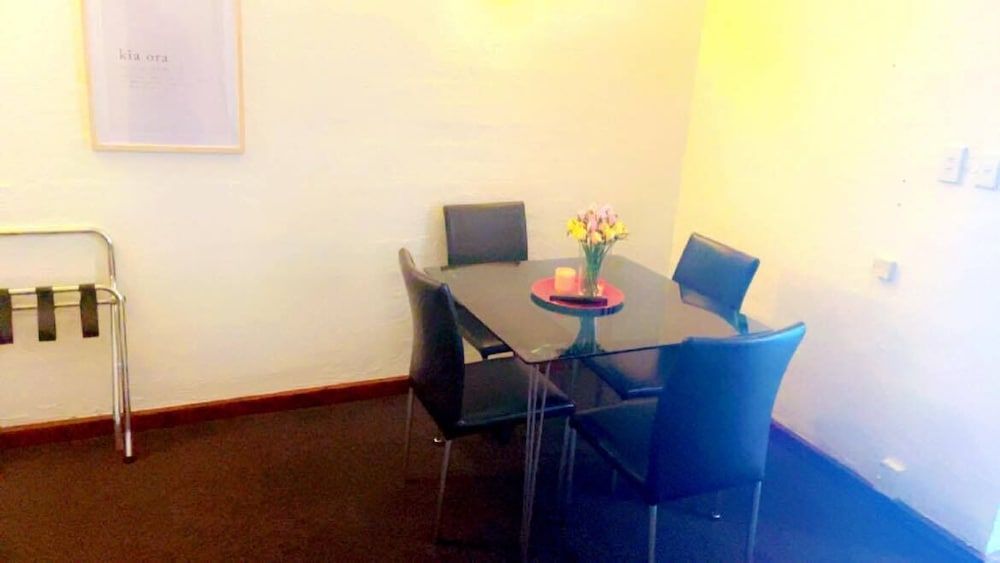 Mana Motel Basic Double Room 4