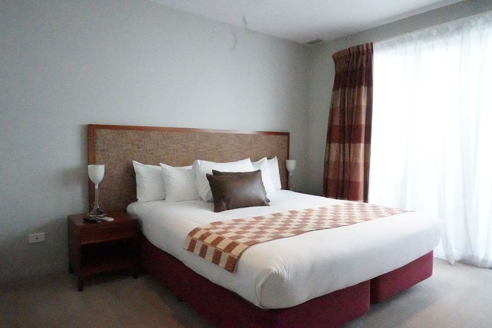 Deluxe Apartment, 1 Bedroom, Pool View