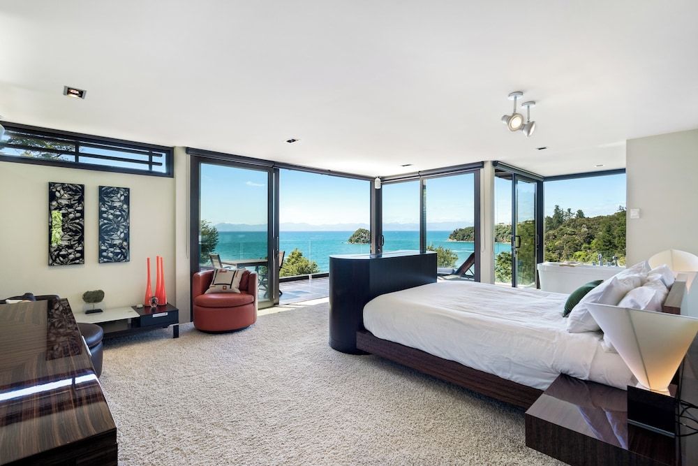 Luxury Suite, Balcony, Ocean View