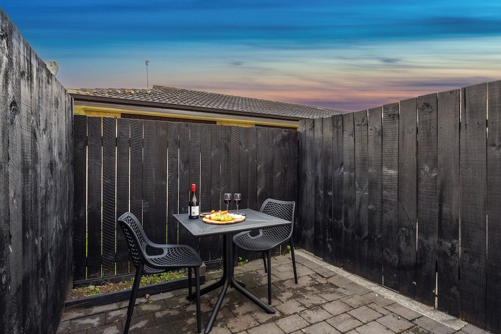 Aroha Motel Luxury Studio Suite 5