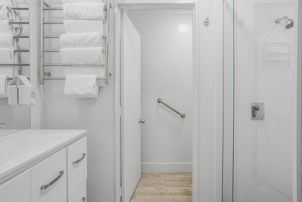 Capital Lodge Motor Inn Family Room - O 6