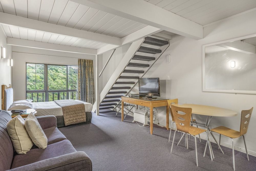 Capital Lodge Motor Inn Spa Unit H 7