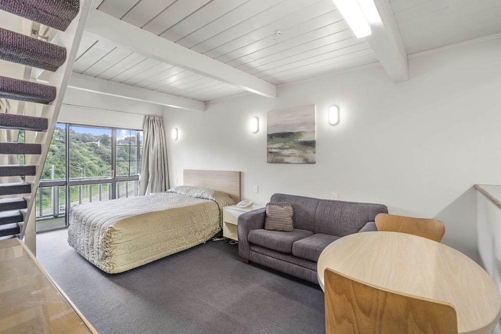 Duplex studio