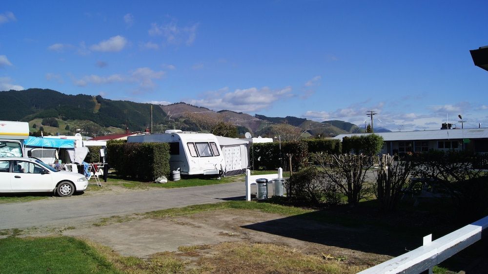 Powered Site - No Beds