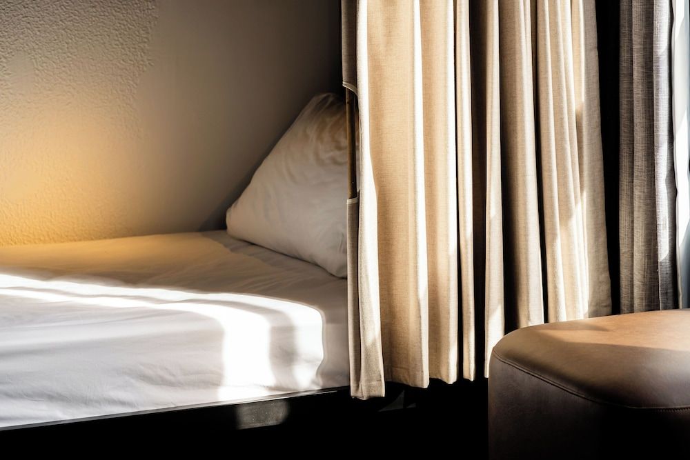 Haka House Wellington Bed in 6 Bed Dorm - Ensuite 3