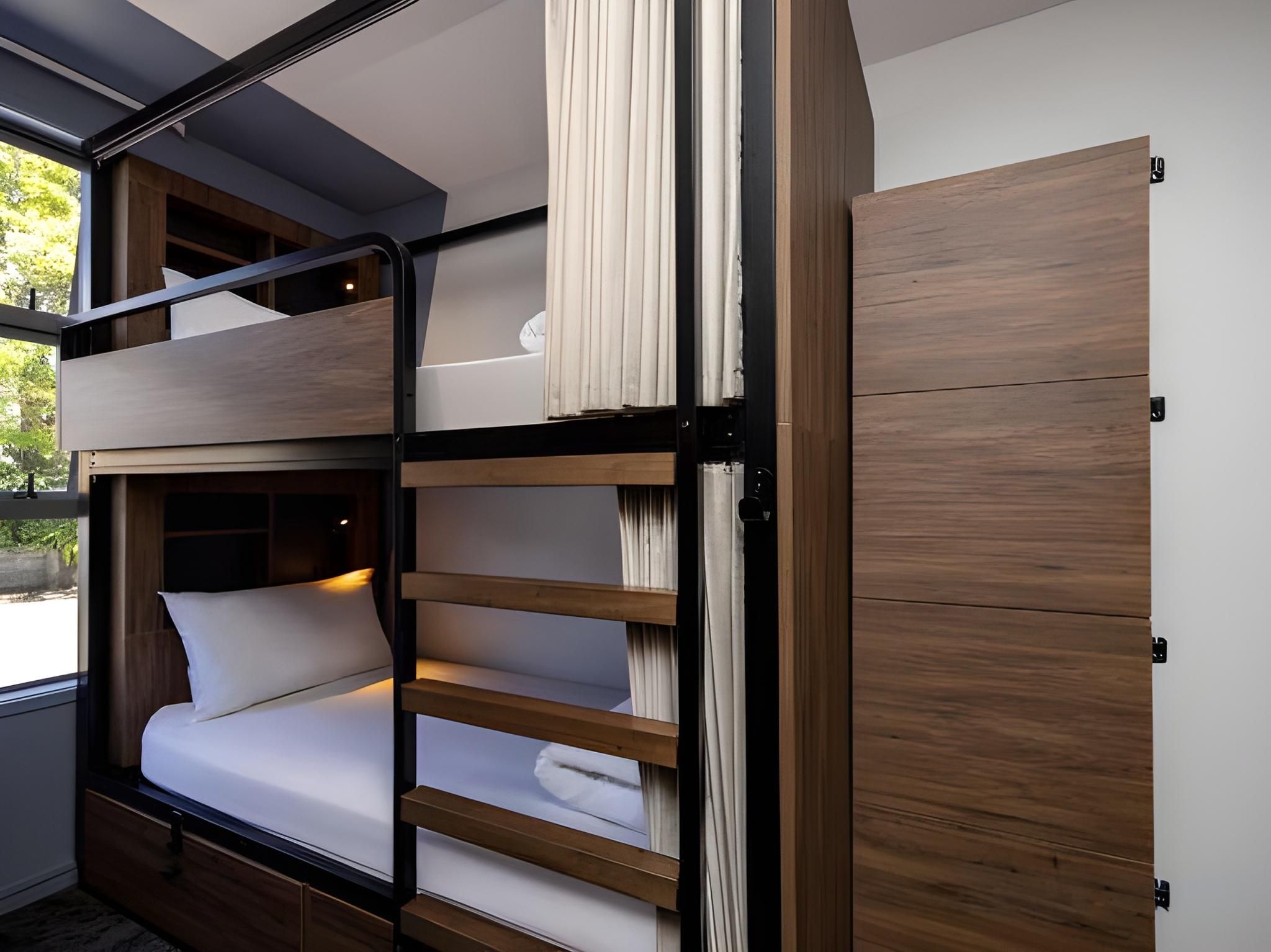 Bed in 2 Bed Mixed Dormitory