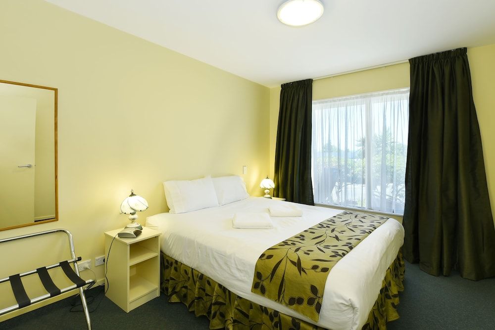 Abelia Motor Lodge 2 Bedroom Type B 3