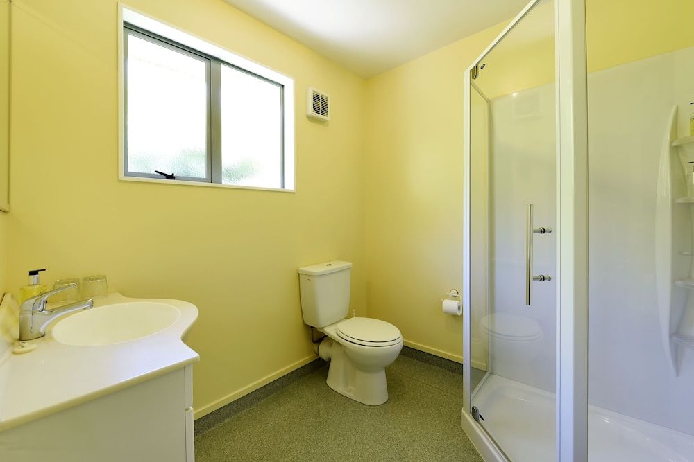 Abelia Motor Lodge 2 Bedroom Type B 9