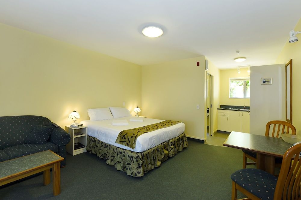 Abelia Motor Lodge 2 Bedroom Type B 2