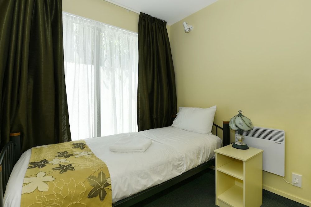 Abelia Motor Lodge 2 Bedroom Type B