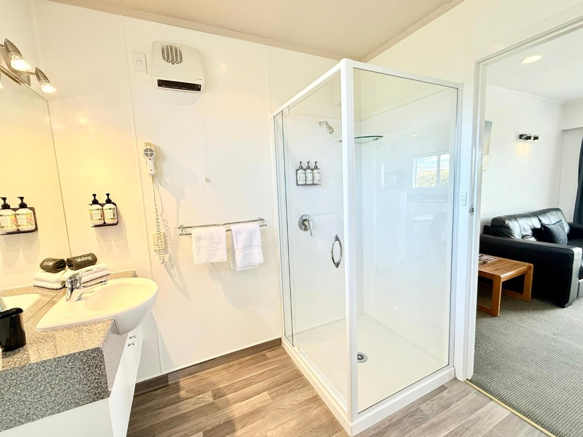 One Bedroom Apartment