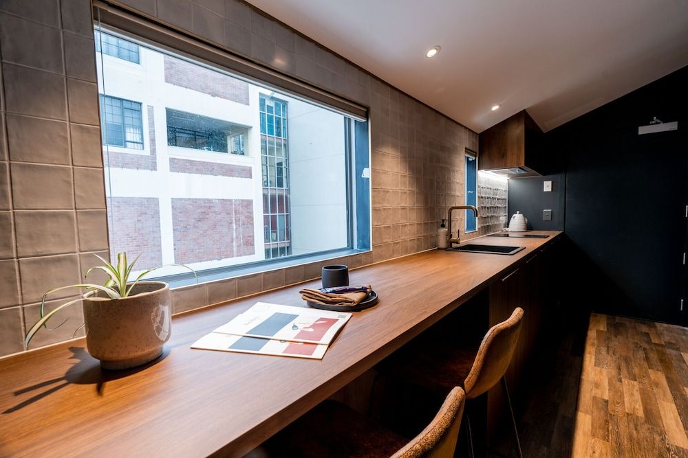 The Cobbler Hotel Studio Suite 14