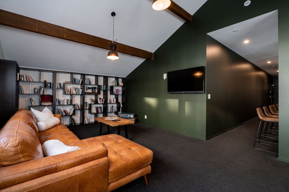 The Cobbler Hotel Family Loft 9