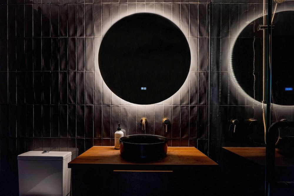 The Cobbler Hotel Studio Suite 19