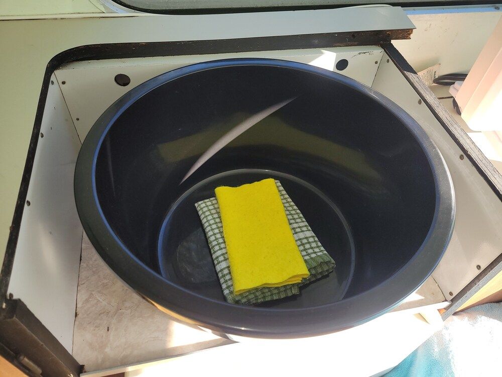 Dickson Holiday Park Economy Mobile Home 4