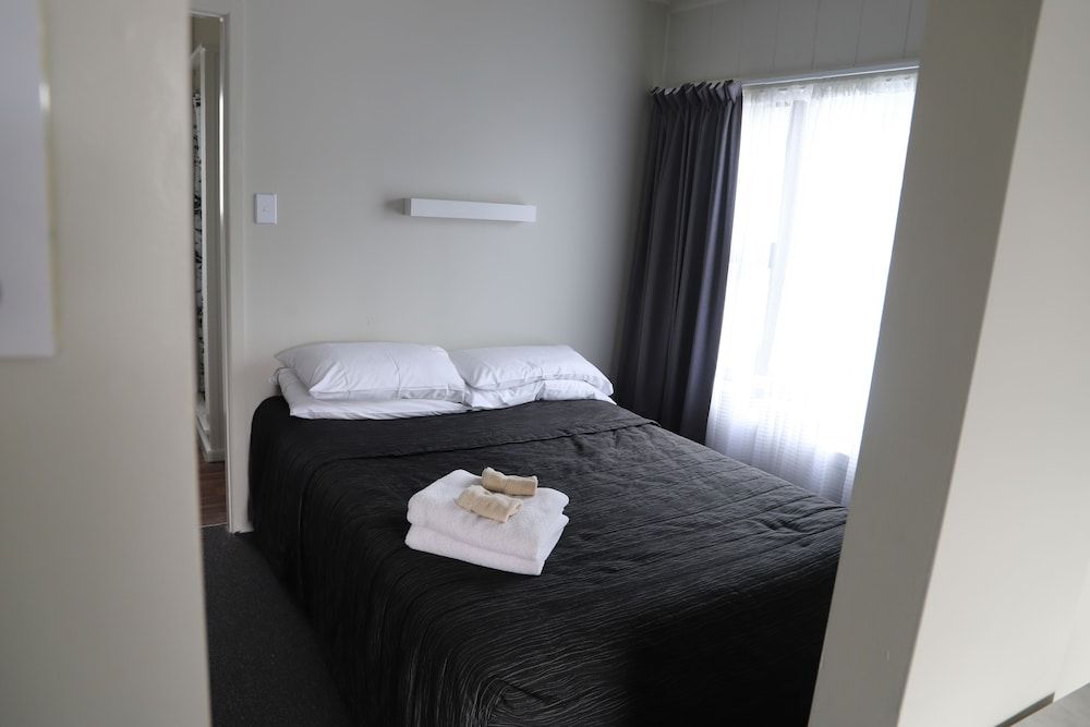 Standard Room (One Bedroom Unit)