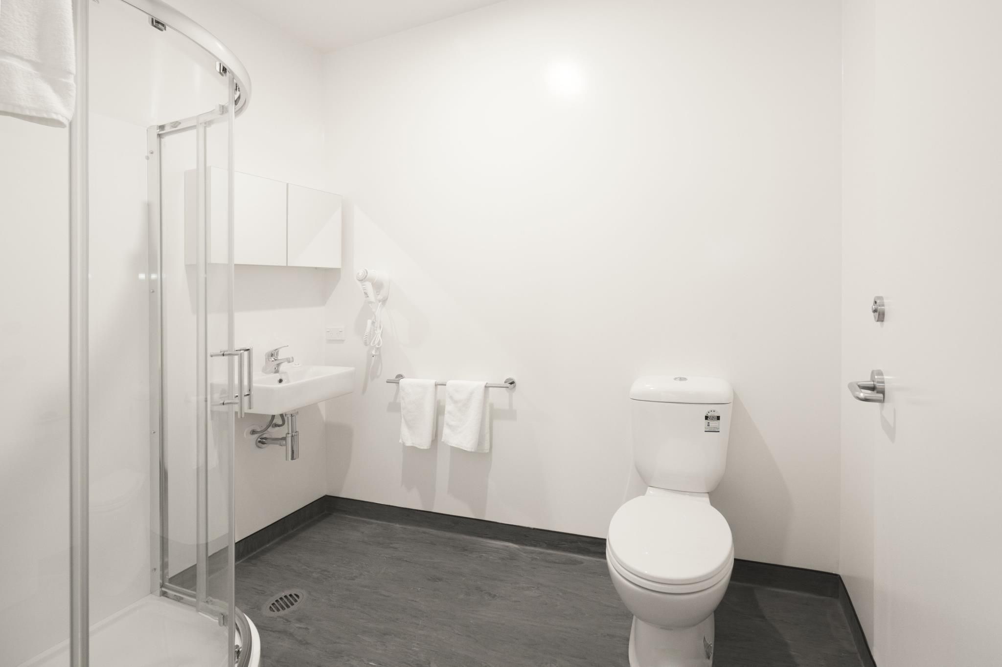 2 Bedroom Apartment (3 Adults)