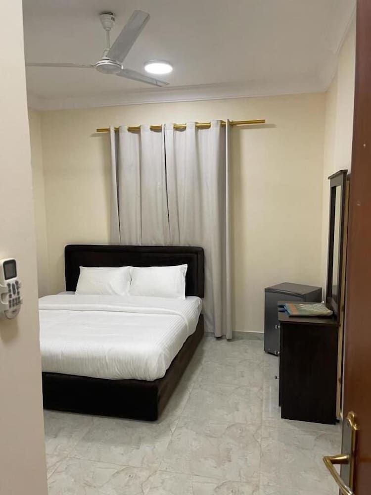 Red-15 - Bn Saif Family Apartment, 2 Bedrooms, Kitchen 9