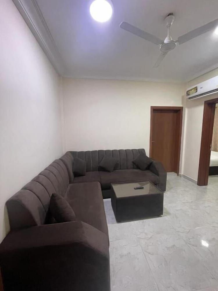 Red-15 - Bn Saif Family Apartment, 2 Bedrooms, Kitchen 17