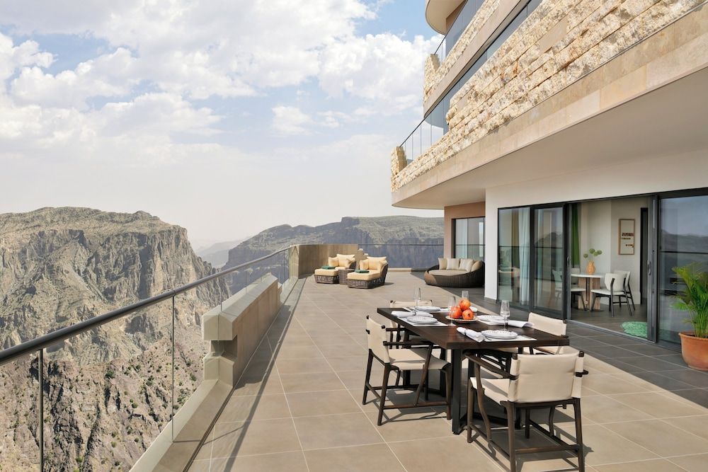 Hotel Indigo Jabal Akhdar Resort & Spa by IHG Suite, 2 Bedrooms, Terrace (Canyon View) 8